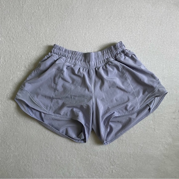 Lululemon Hotty Hot Shorts - Picture 1 of 4